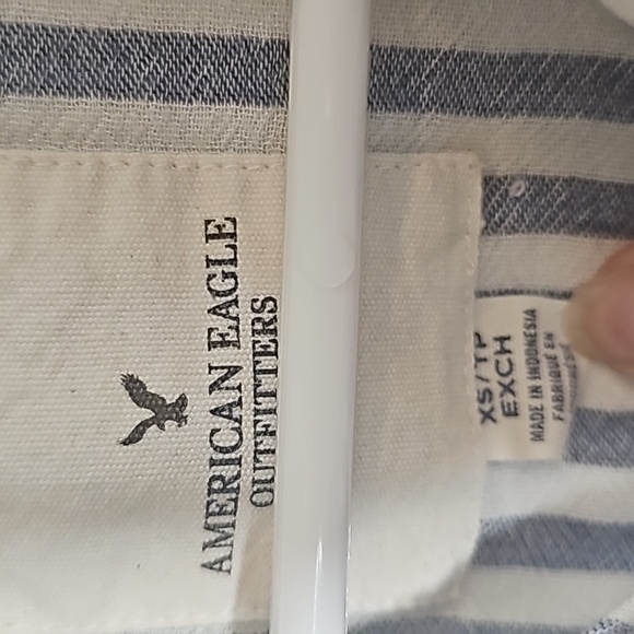 American Eagle Blue White Lightweight One Pocket Short Sleeve Top Size XS - Picture 2 of 8